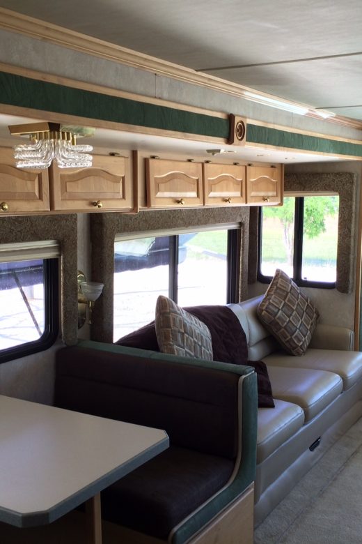 RV Dining and Living Areas