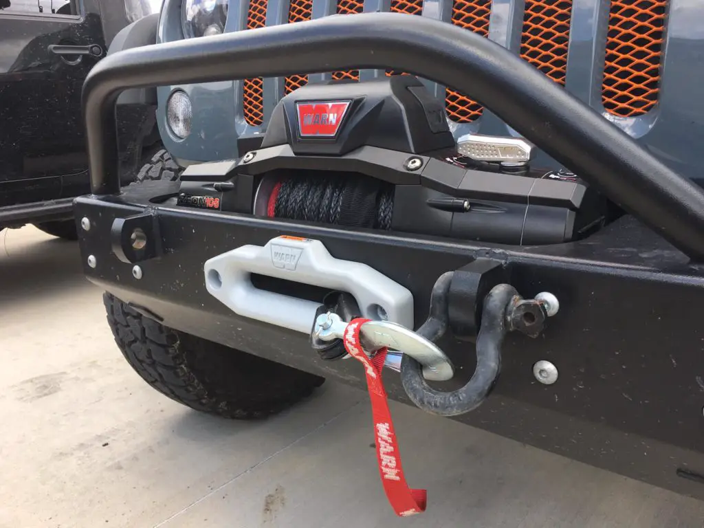 Warn Zeon 10-S winch for recovery and safety