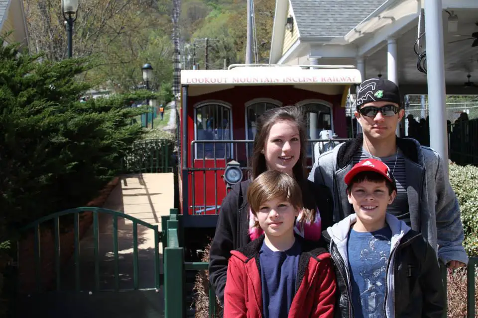 The Highland kids in front of the incline railway in Chattanooga 