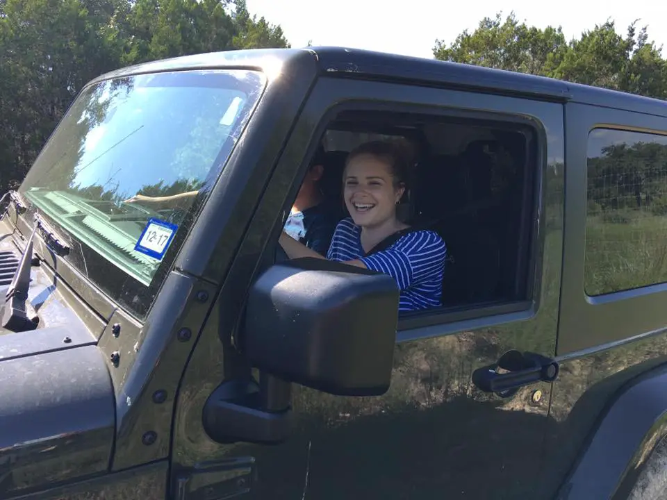 smiling jeep girl
