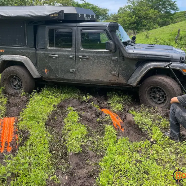 Jeep Stuck in Nicaragua Video