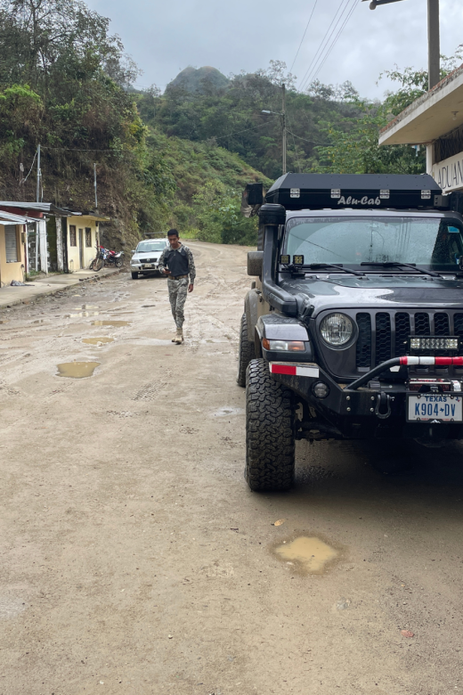 Crossing border at La Balsa Peru Overland